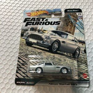 Hot Wheels Real Riders Fast & Furious Aston Martin DB5 Gray New with Defects